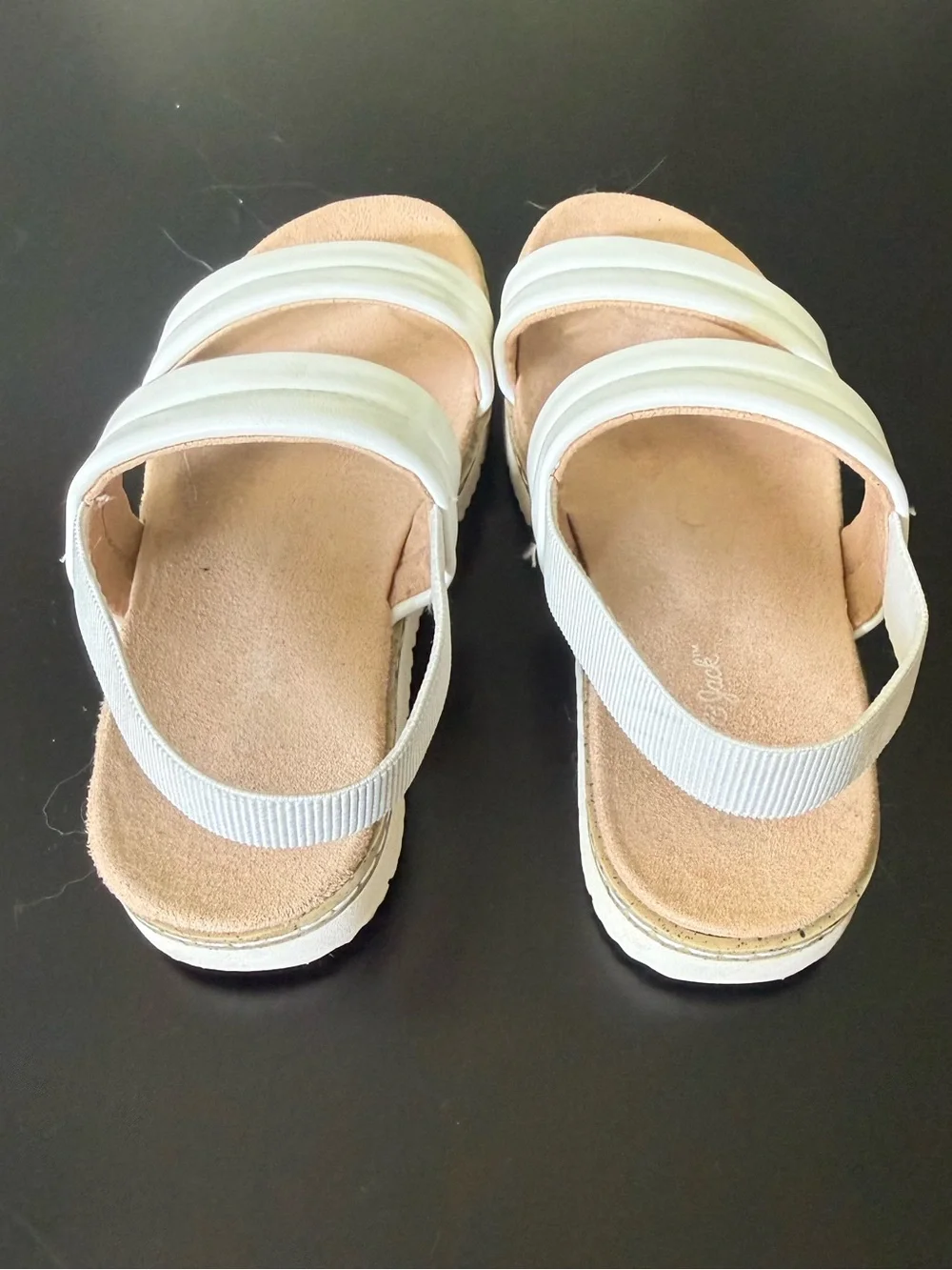 Girls sandals